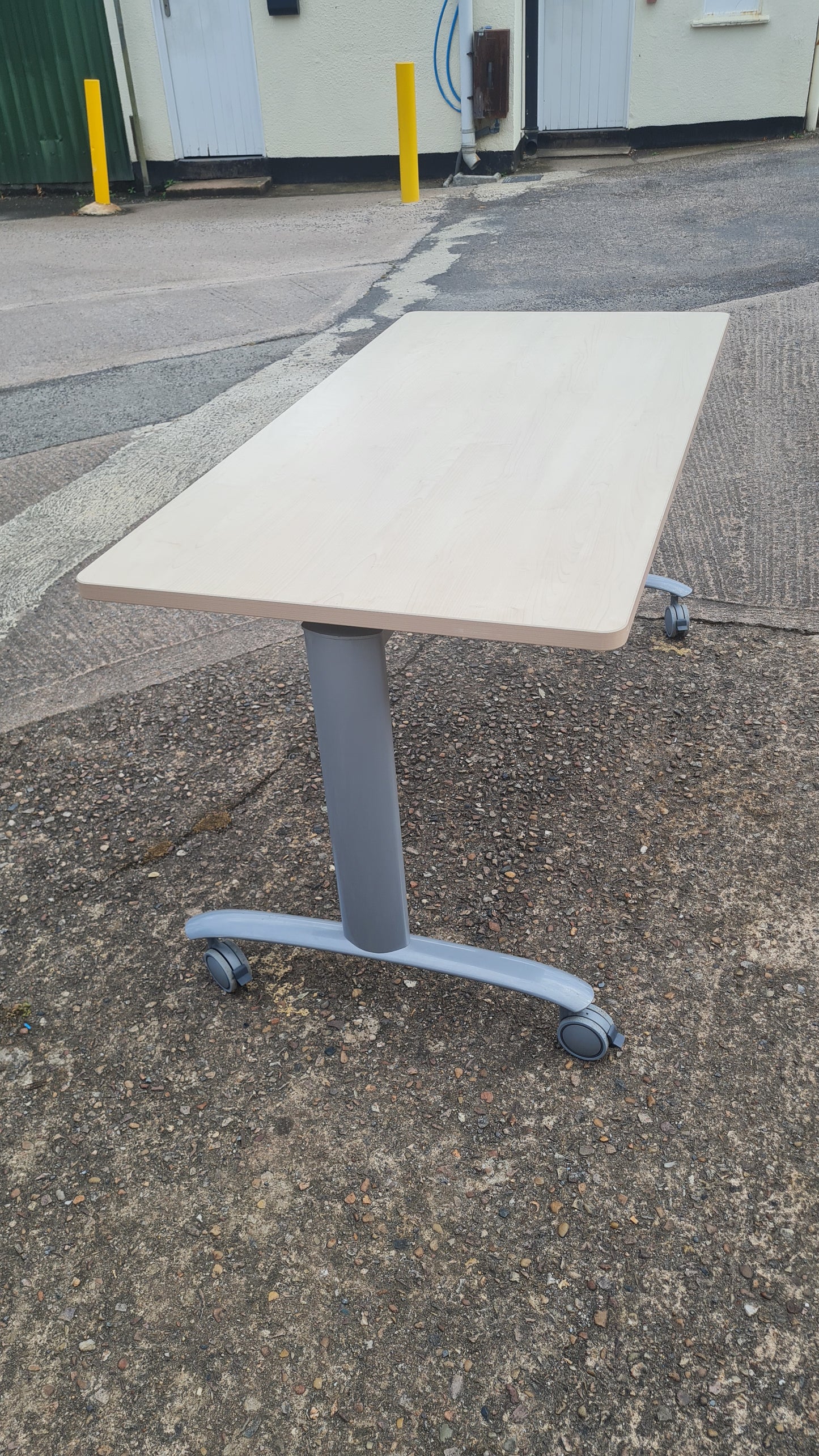 Straight flip table, 140cm x 80cm