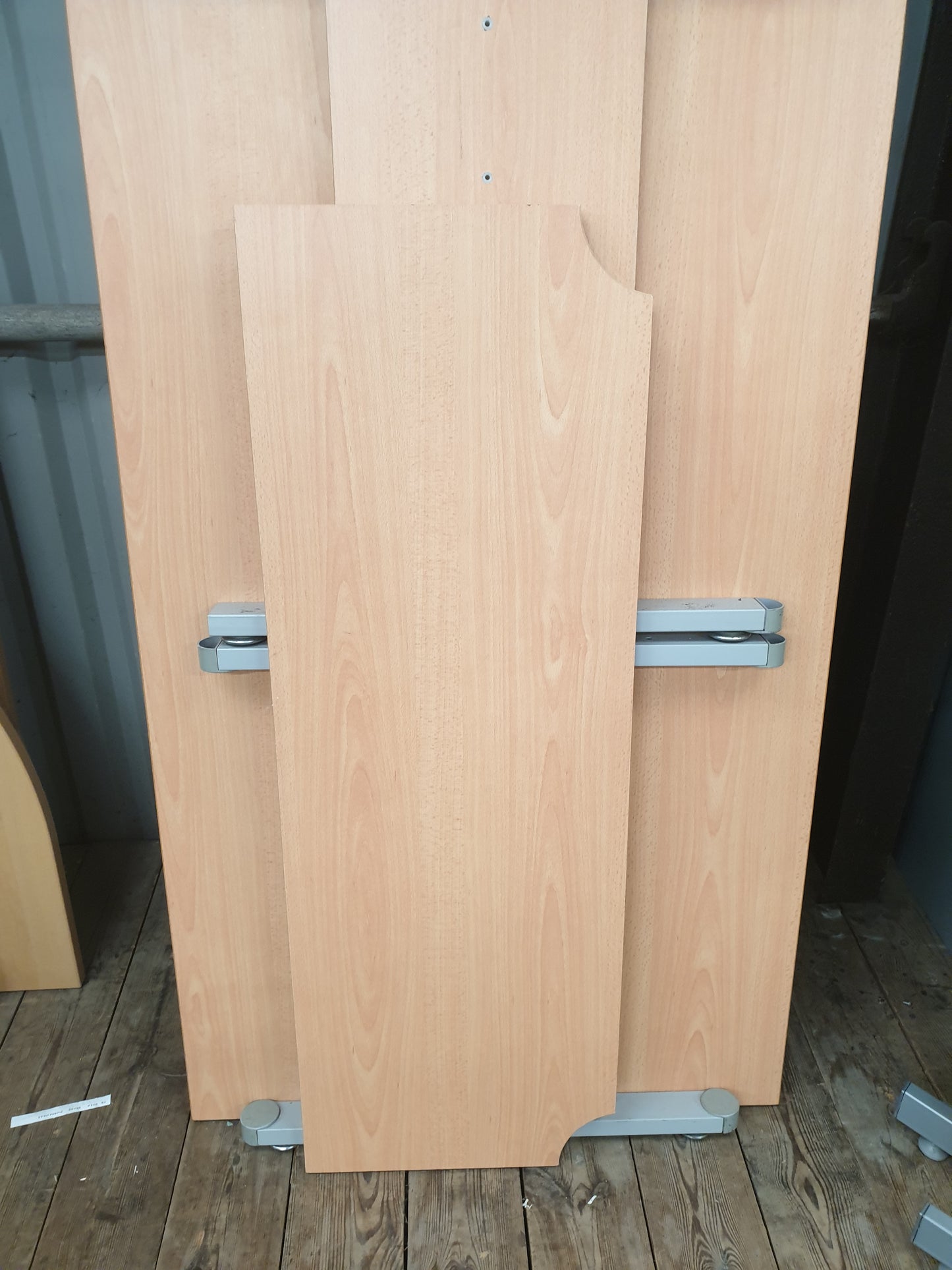 Desk, Straight, Wooden, 160cm by 80cm