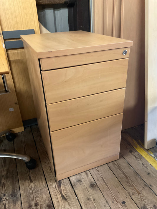 Wooden pedestal 3 drawers