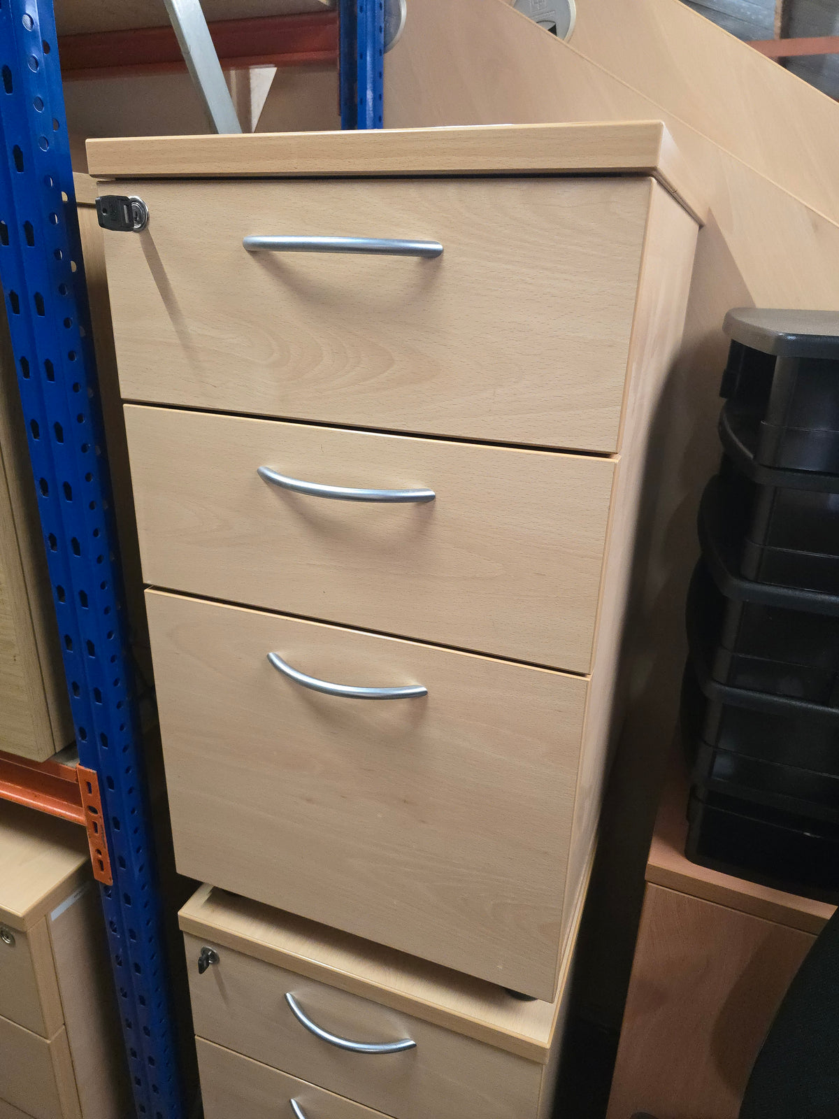 Wooden pedestal 3 drawers