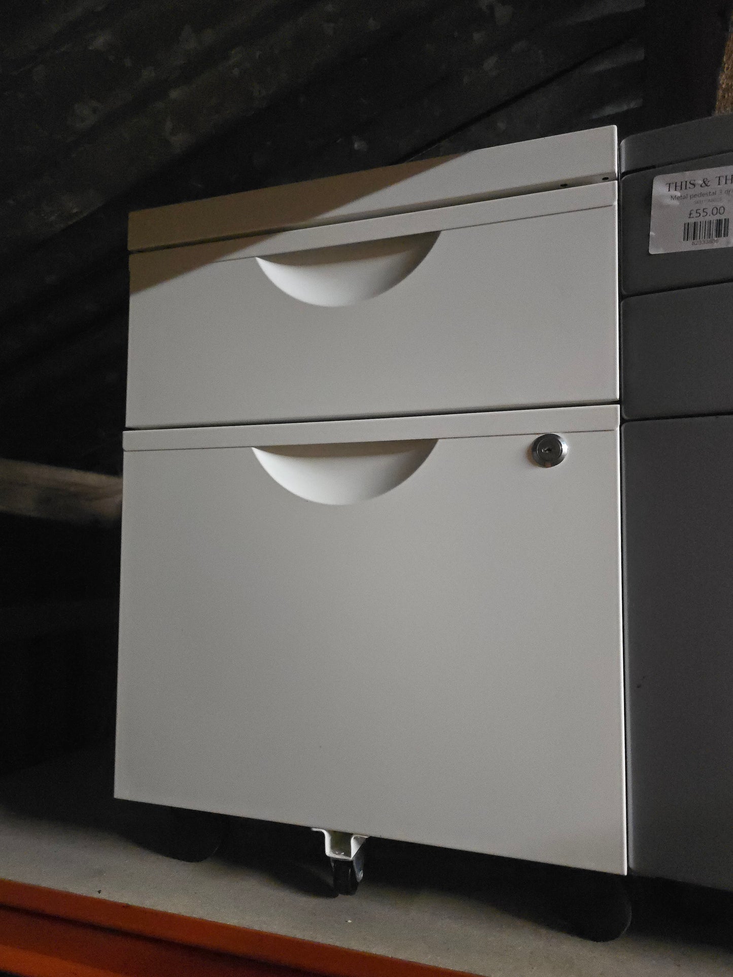 Metal pedestal 2 drawers