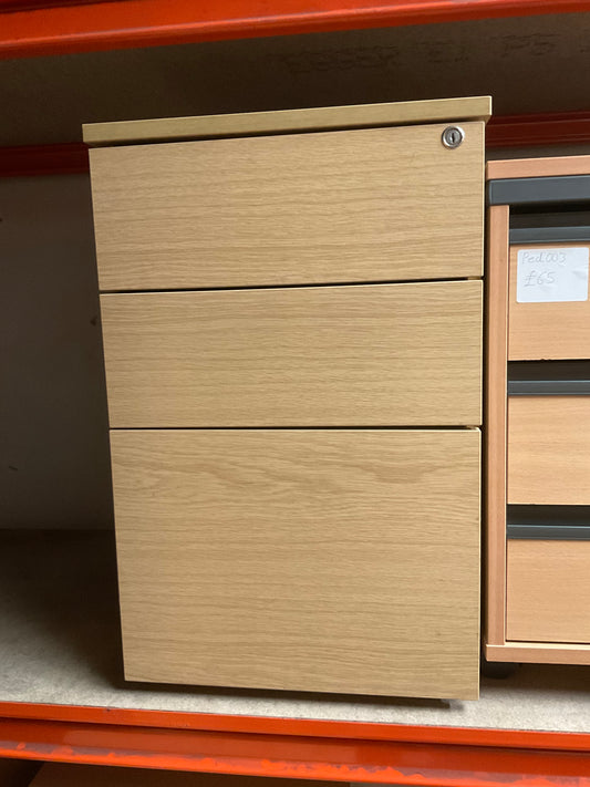 Wooden pedestal 3 drawers