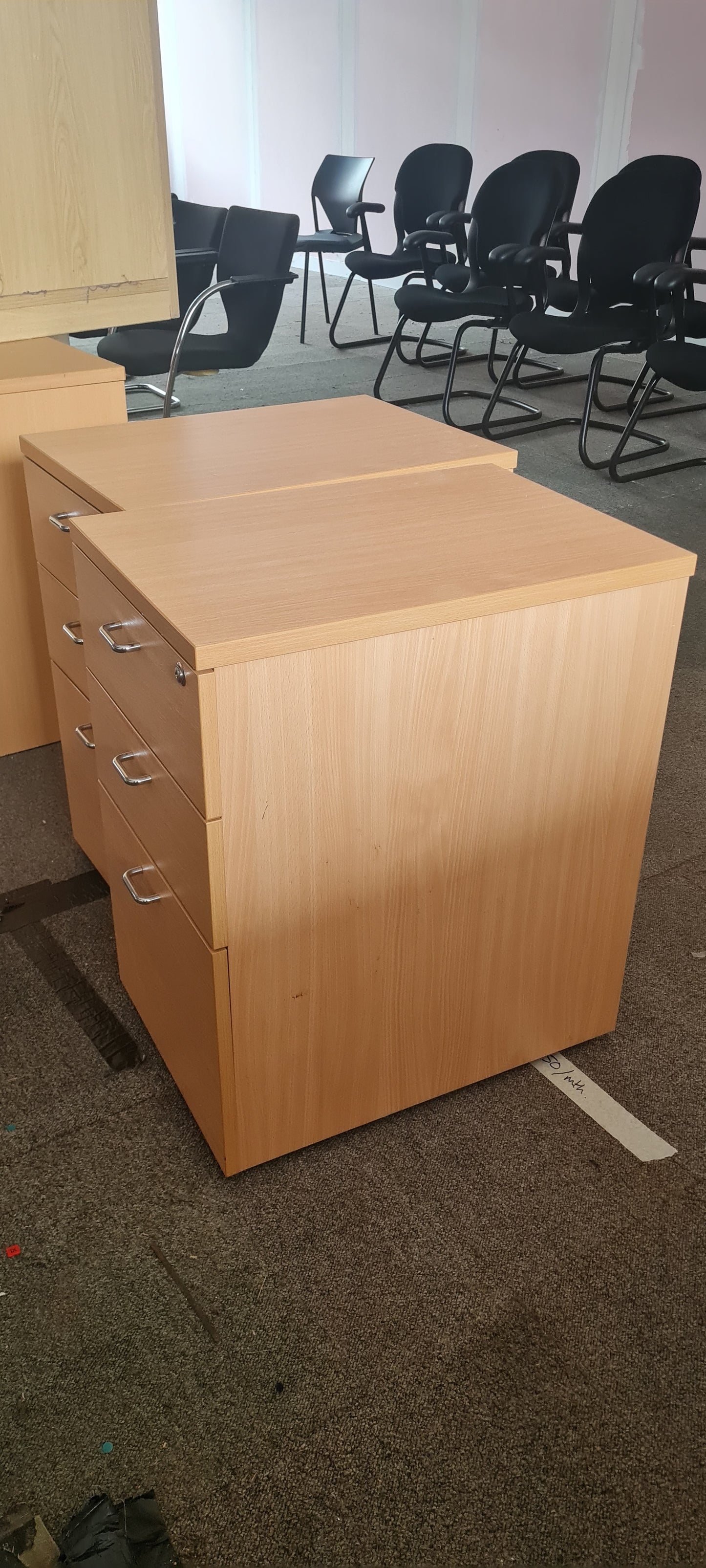 Wooden pedestal 3 drawers