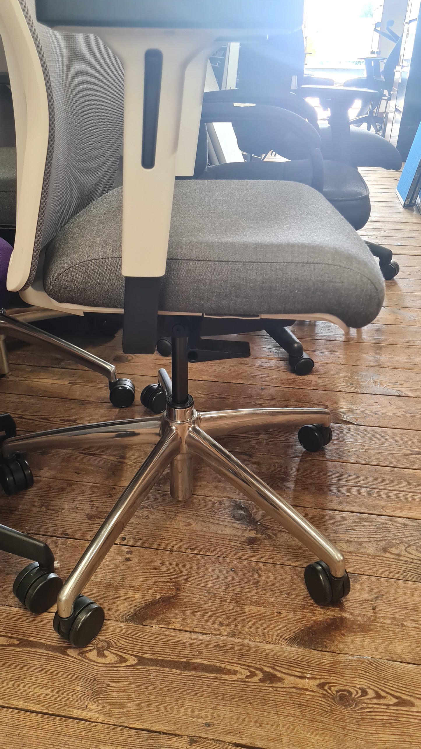 Boss Design Tauro Chair, Full Mesh Back, Grey