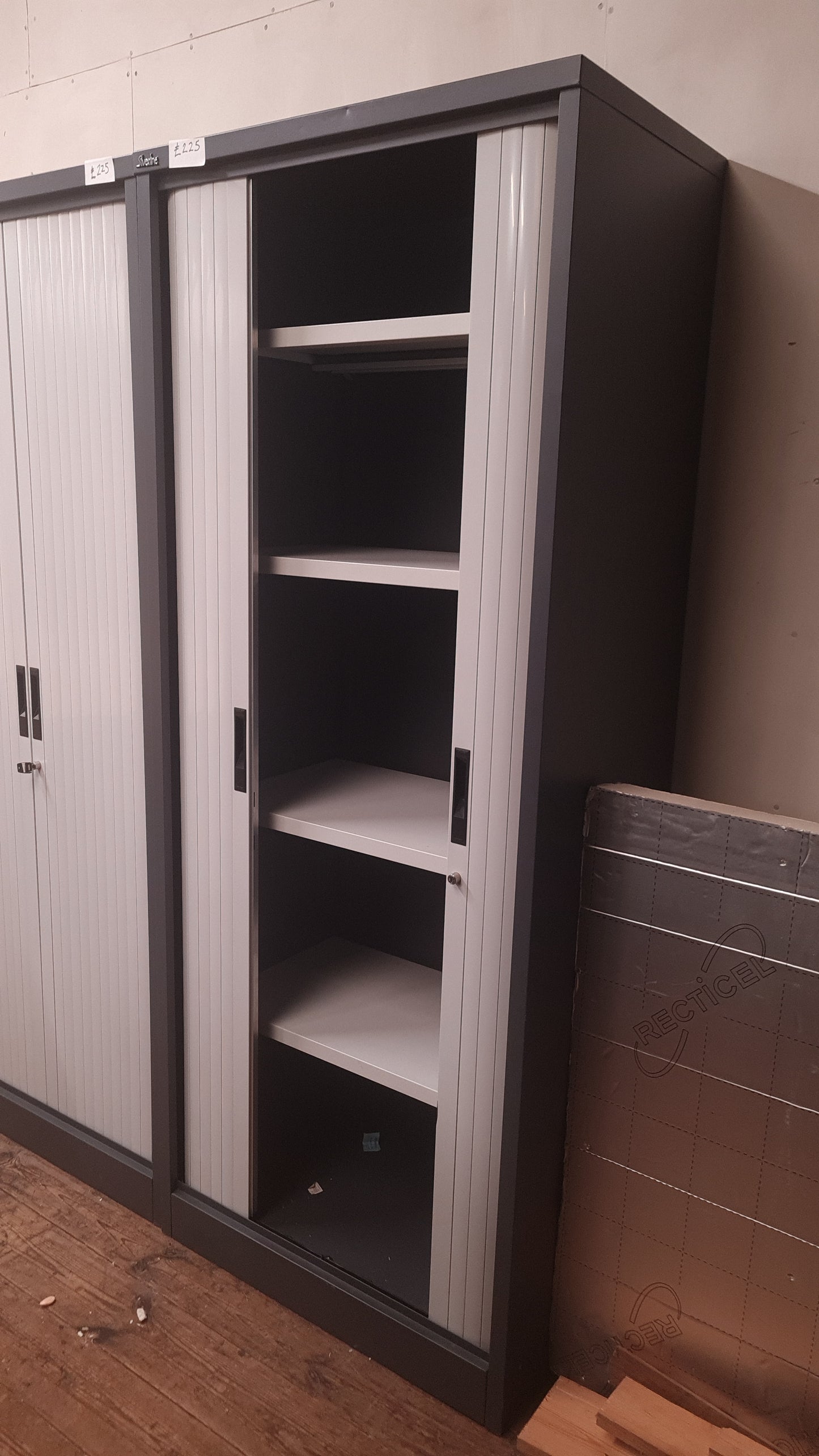 Silverline, 2 Door Tambour Storage Unit
