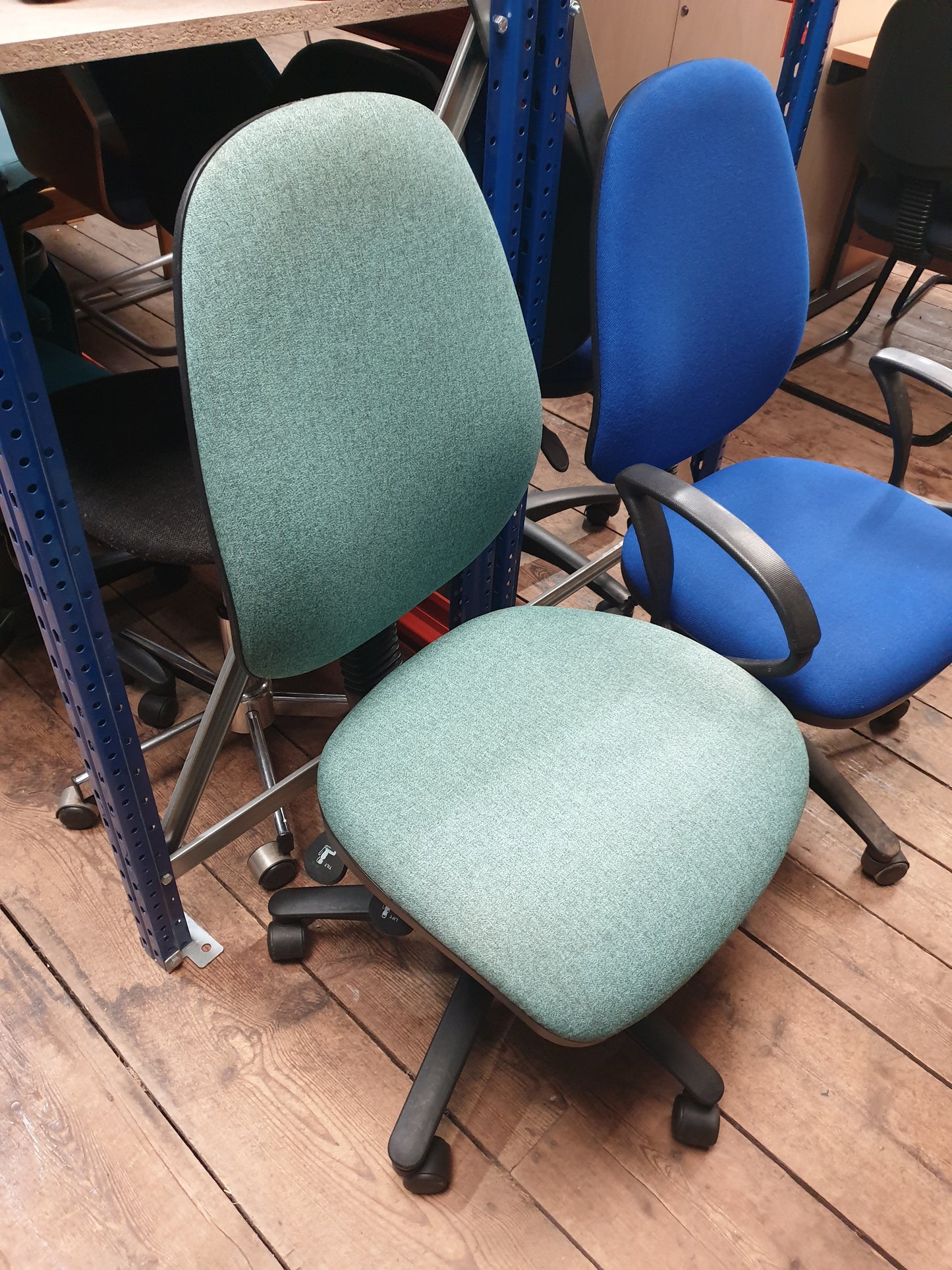 2 Lever Office Chair