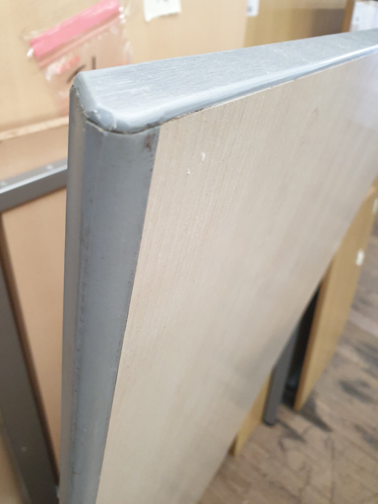 Table 160cm x 80cm