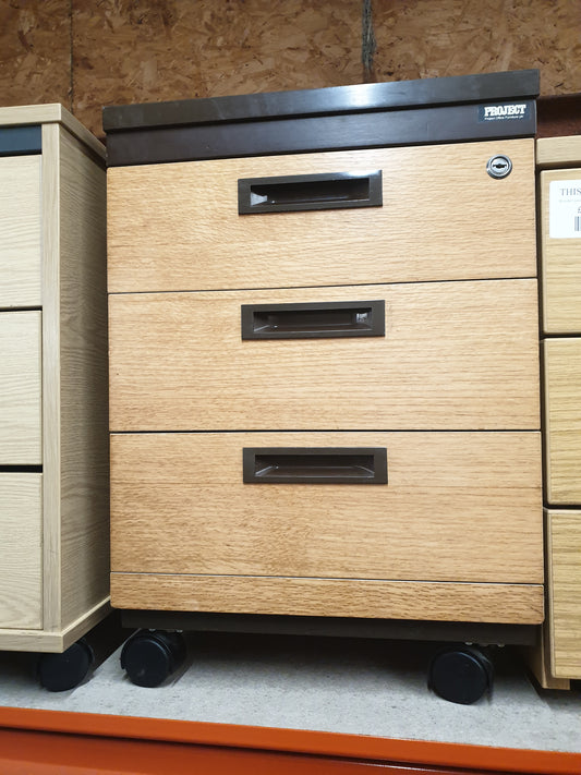 Wooden pedestal 3 drawers
