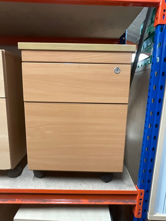 Wooden pedestal 3 drawers