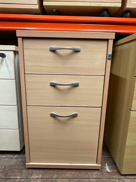 Wooden pedestal 3 drawers