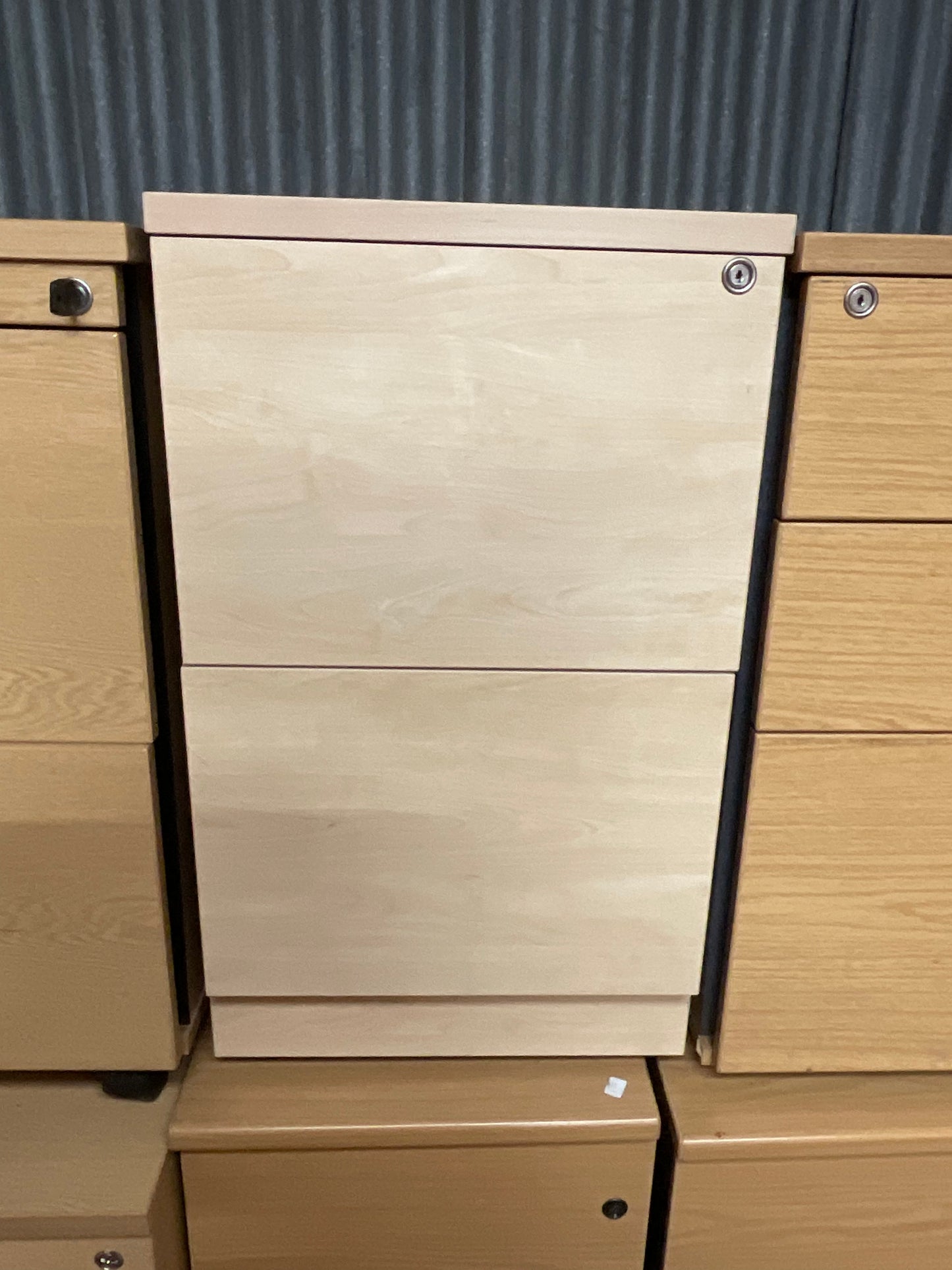 Wooden pedestal 2 drawers
