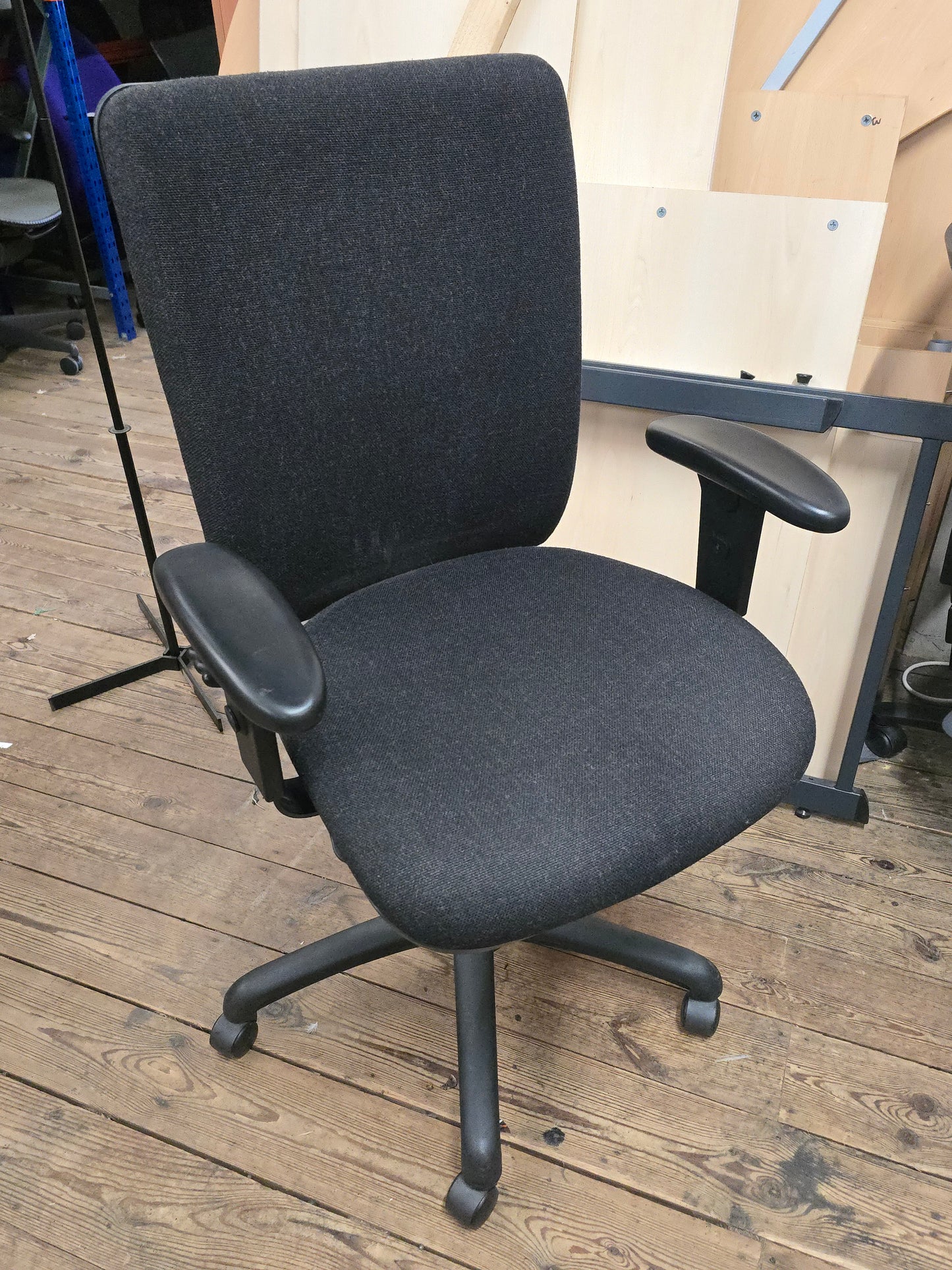 3 Lever Black Task Chair