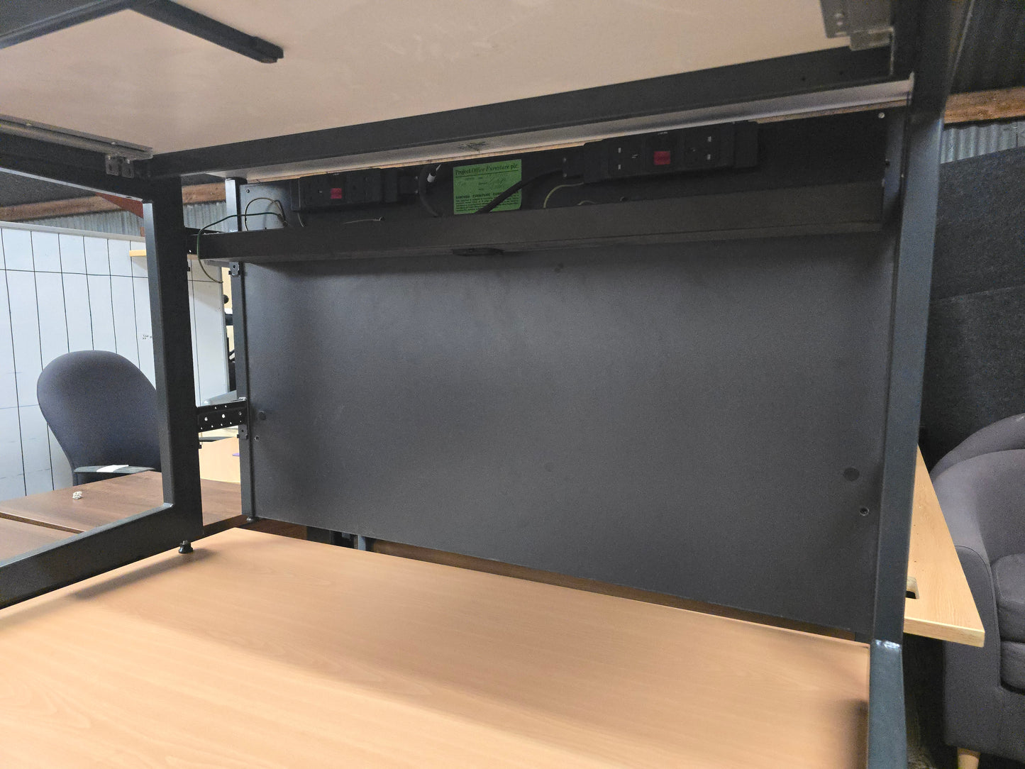Desk wooden straight 120cm x 80cm