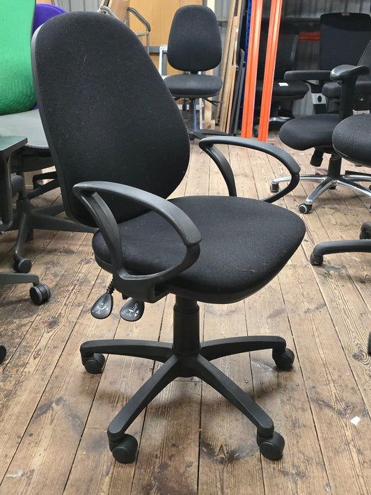2 Lever Black Task Chair