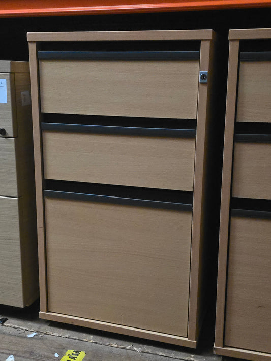 Wooden pedestal 3 drawers