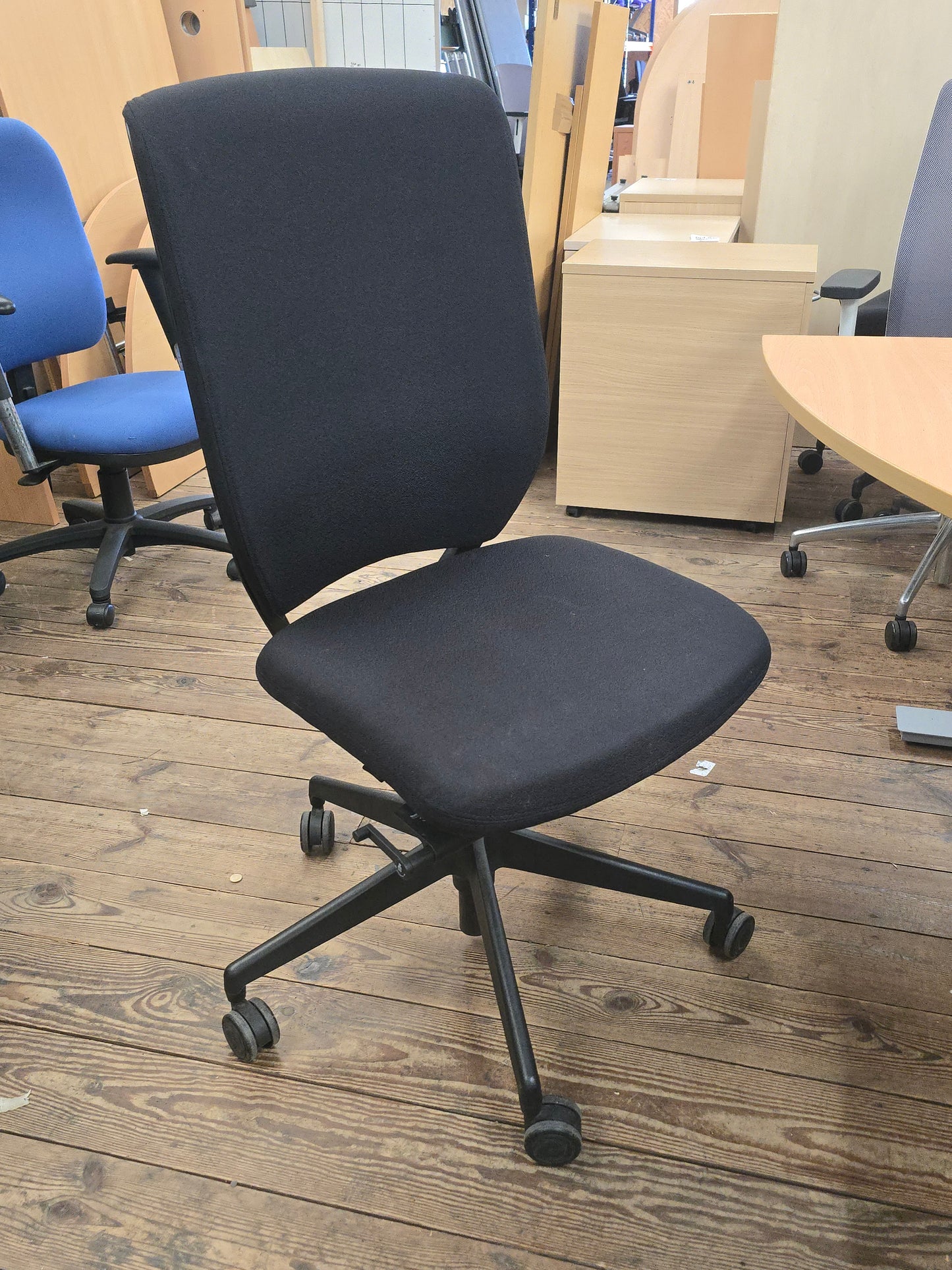 Senator Evolve Chair