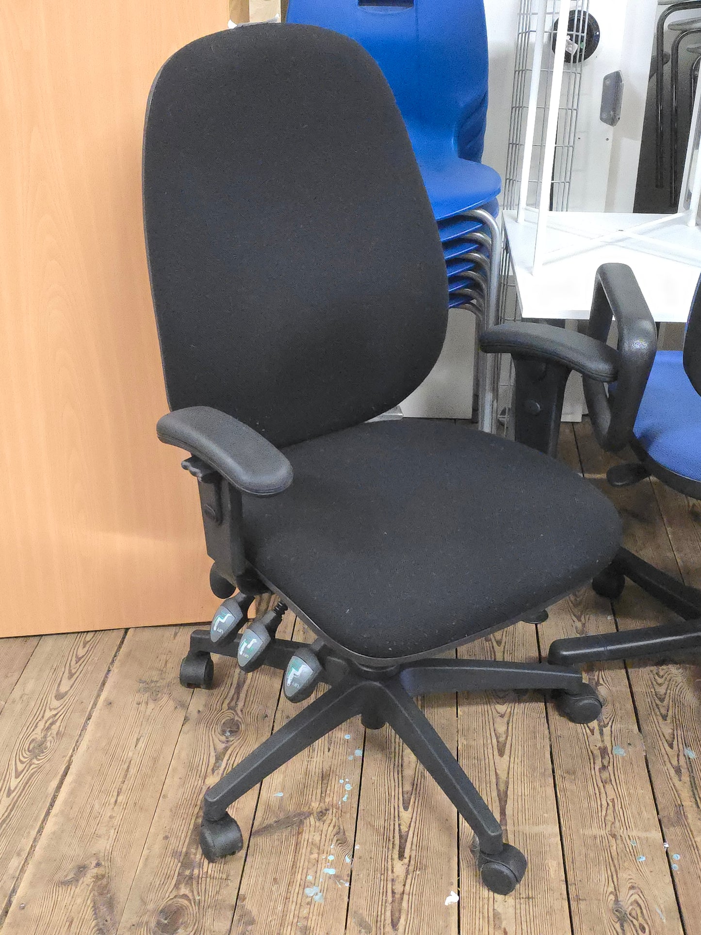 3 Lever Office Chair black