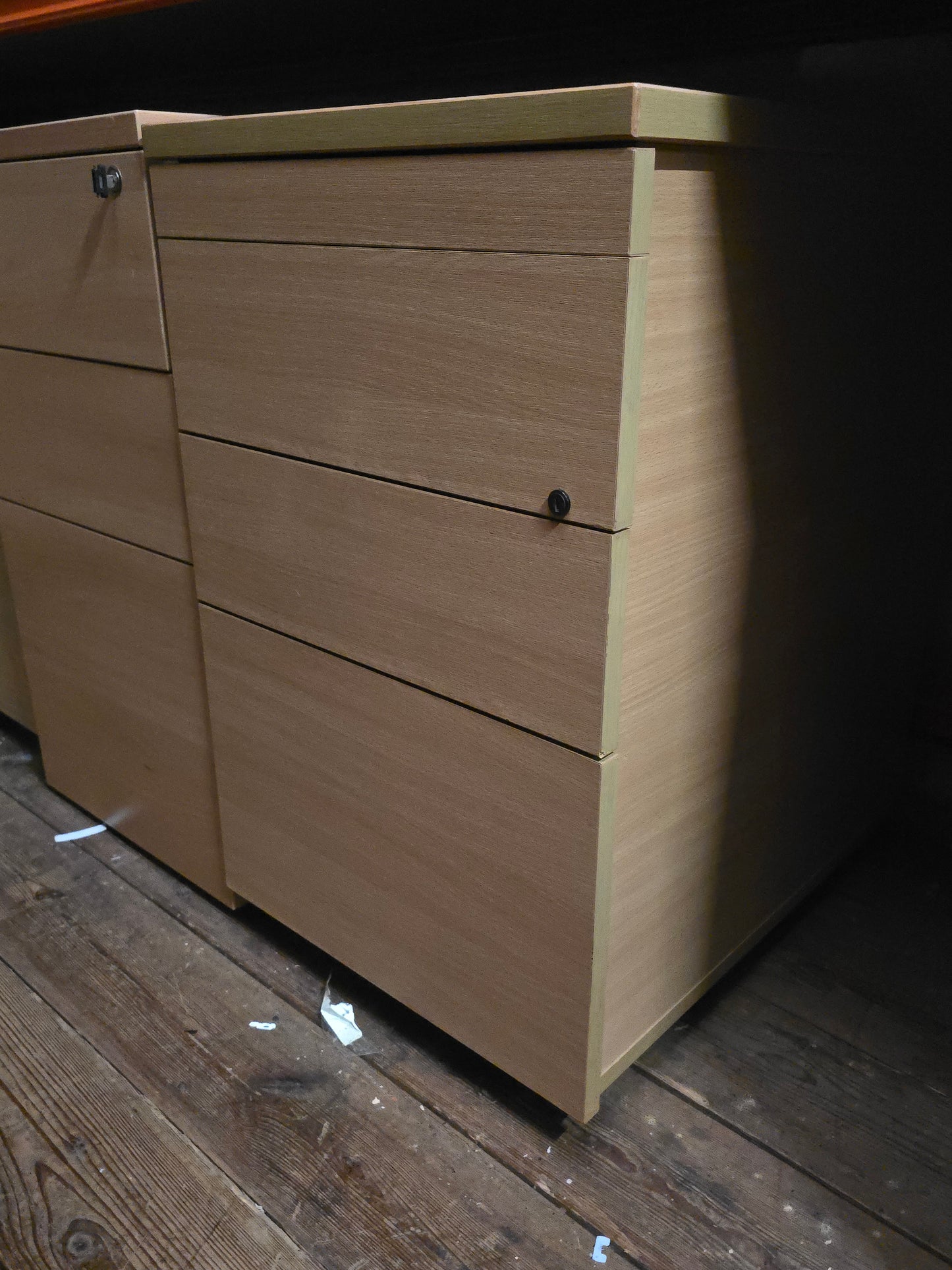 Wooden pedestal 4 drawers